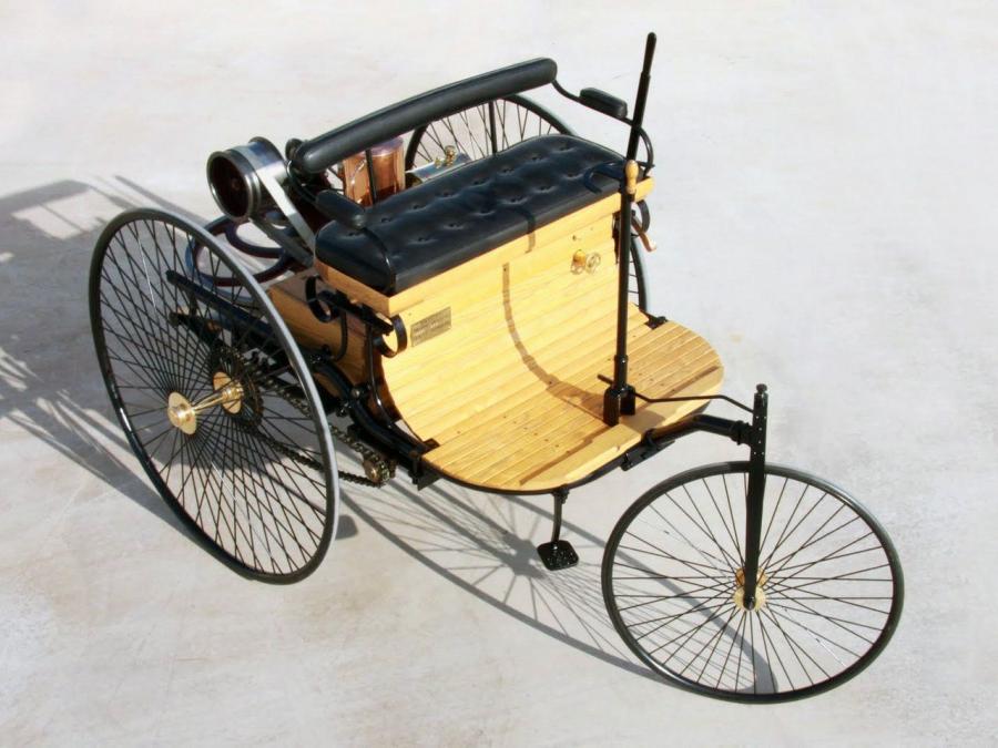  Benz Patent Motorwagen Typ I 1885 года  (фото 2 из 25)